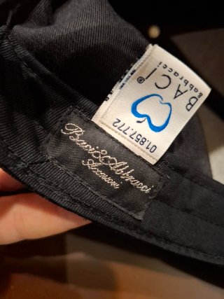 Cappellino donna Baci & Abbracci nero
