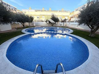 Casa adosada en venta en Santa Cruz - Industria - Polígono Campollano en Albacete