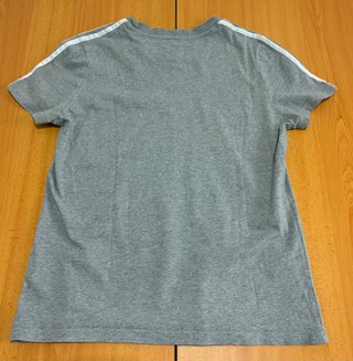 Camiseta Adidas Essentials 3-Stripes Gris
