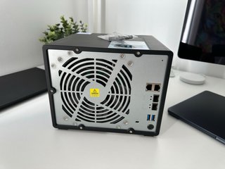 QNAP TS-932PX NAS Servidor 9 discos 10GBe