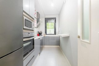 Piso en venta en Colores - Entreparques en Sevilla