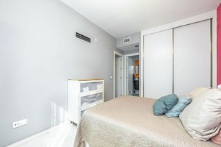 Piso en venta en Colores - Entreparques en Sevilla
