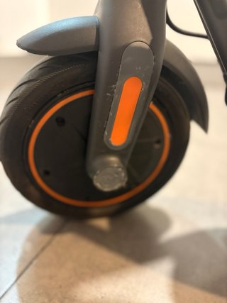 Patinete Ninebot Kickscooter F40i