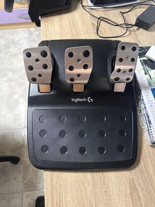 Volante y pedalera logitech g29 para ps4/ps5/pc