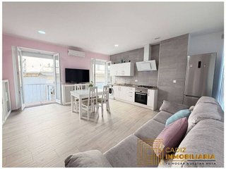 Piso en venta en La Caleta - La Viña en Cádiz