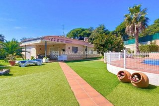 Chalet en venta en Cabanyes-Mas Ambrós-Mas Pallí en Calonge