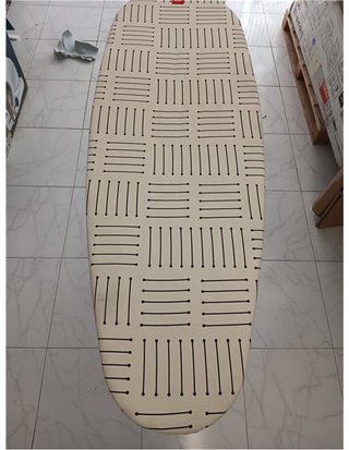 Rayen | Tabla de planchar | Gama Premium | Altura Regulable | Caucho Antideslizante en las patas | Funda estampada | Medida: 120