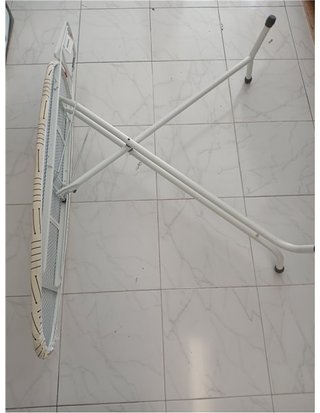Rayen | Tabla de planchar | Gama Premium | Altura Regulable | Caucho Antideslizante en las patas | Funda estampada | Medida: 120