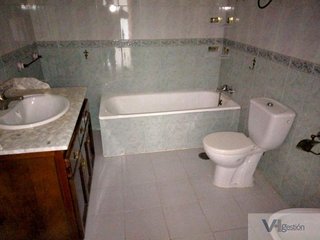 Casa adosada en venta en Colores - Entreparques en Sevilla