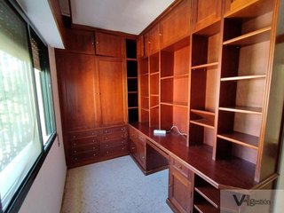 Casa adosada en venta en Colores - Entreparques en Sevilla