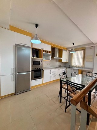 Casa adosada en venta en Pueblo Nuevo en Madrid