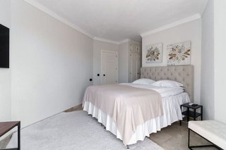 Casa adosada en venta en Nueva Andalucía centro en Marbella