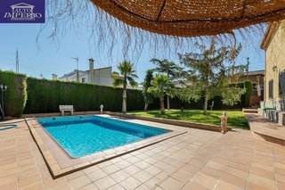 Chalet en venta en Otura