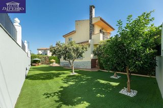 Chalet en venta en Otura
