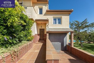 Chalet en venta en Otura