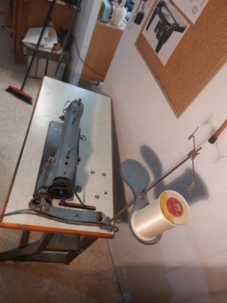 Máquina de coser industrial SINGER