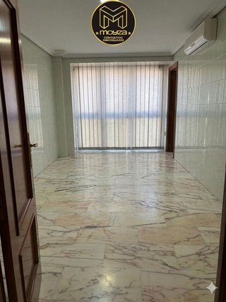 Piso en venta en Avda de Madrid - Pº de la Estación en Jaén
