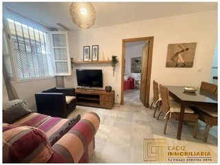 Piso en venta en Centro Histórico - Plaza España en Cádiz