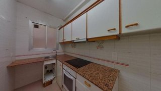 Piso en venta en El Camp de l'Arpa del Clot en Barcelona