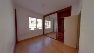 Piso en venta en El Camp de l'Arpa del Clot en Barcelona