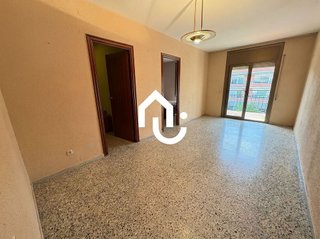 Piso en venta en Riu en Santa Coloma de Gramanet