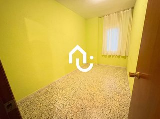 Piso en venta en Riu en Santa Coloma de Gramanet