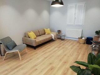 Piso en venta en Plaza España - Villa Pilar - Reyes Católicos - Vadillos en Burgos