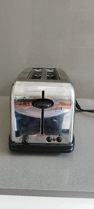 Tostadora Russell Hobbs 4 rebanadas