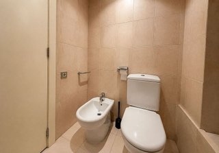 Piso en venta en El Raval en Barcelona