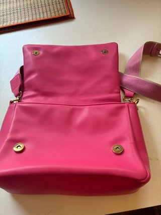 Bolso piel sintética rosa chicle