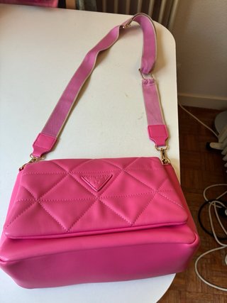 Bolso piel sintética rosa chicle