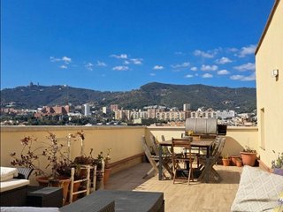 Ático en venta en El Turó de la Peira en Barcelona