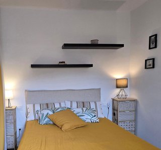 Ático en venta en El Turó de la Peira en Barcelona