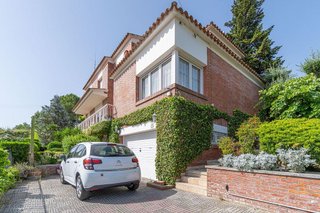 Chalet en venta en Parc Bosc - Castell en Figueres