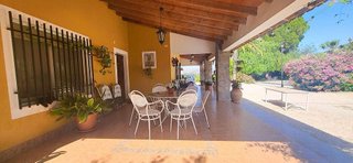 Casa en venta en Novelda