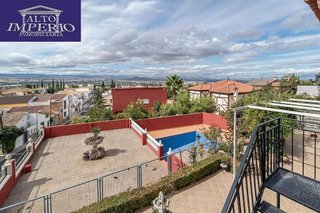 Chalet en venta en Huétor Vega