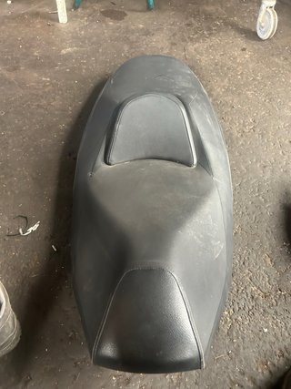 Asiento Suzuki Burgman 400 2018