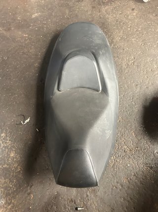 Asiento Suzuki Burgman 400 2018