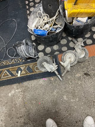 Lote de herramientas variadas