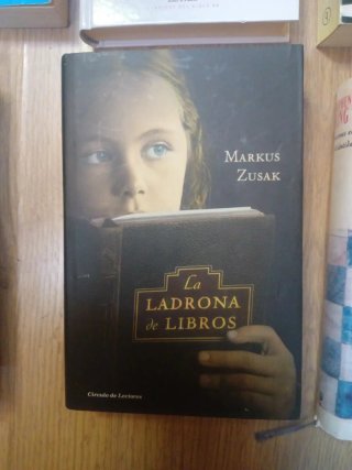 Lote 24x12€ Stephen King Borges Javier Cercas