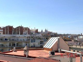Piso en venta en Sant Antoni en Barcelona