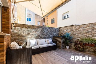 Casa adosada en venta en Creu Alta en Sabadell