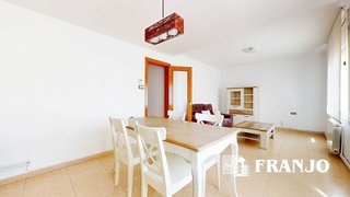 Piso en venta en Centre - Eixample – Can Llobet – Can Serra en Barbera del Vallès