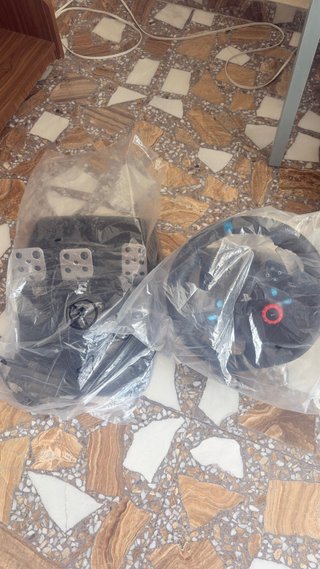 Volante Logitech G29 Pedales