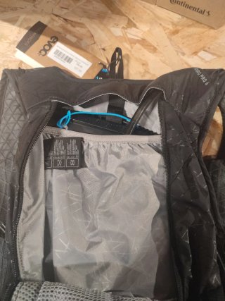 Mochila Evoc Hydro Pro 6 Negra