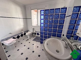 Casa adosada en venta en Pizarra