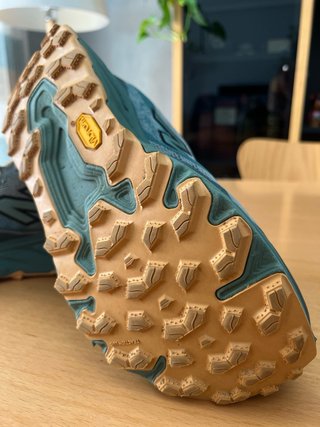 Zapatillas trail New Balance Hierro V9