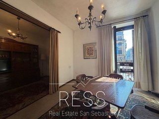 Piso en venta en Parte Vieja en San Sebastián-Donostia