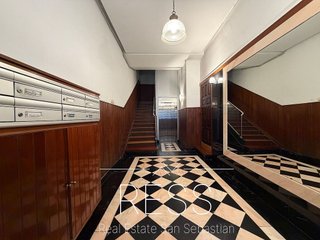 Piso en venta en Parte Vieja en San Sebastián-Donostia