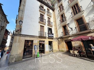 Piso en venta en Parte Vieja en San Sebastián-Donostia